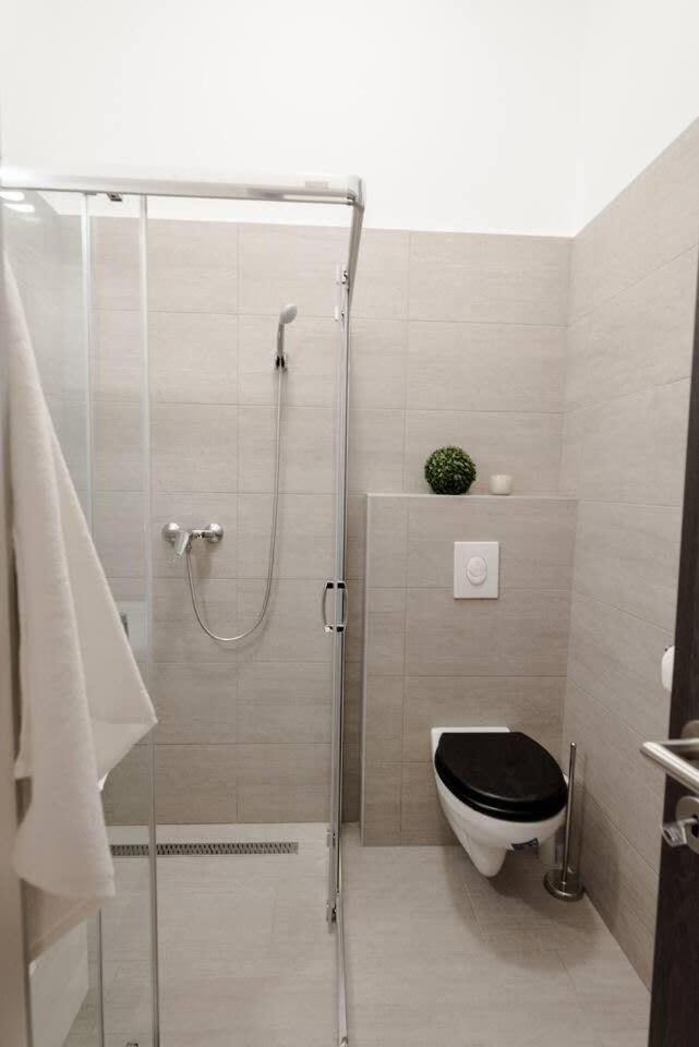 Brand New Stylish Very Апартаменти